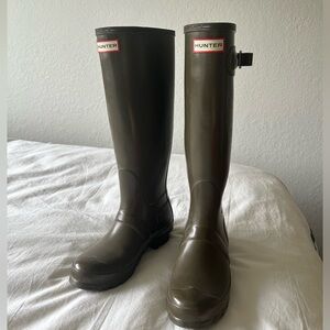 Hunter rain boots